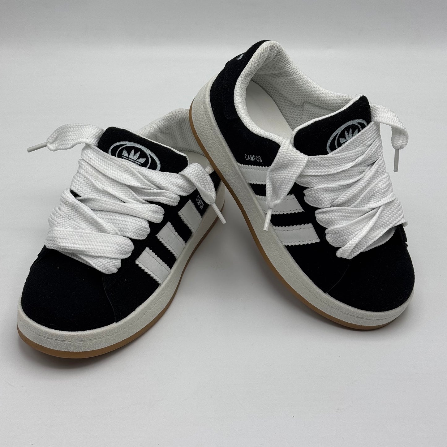 Adidas campus