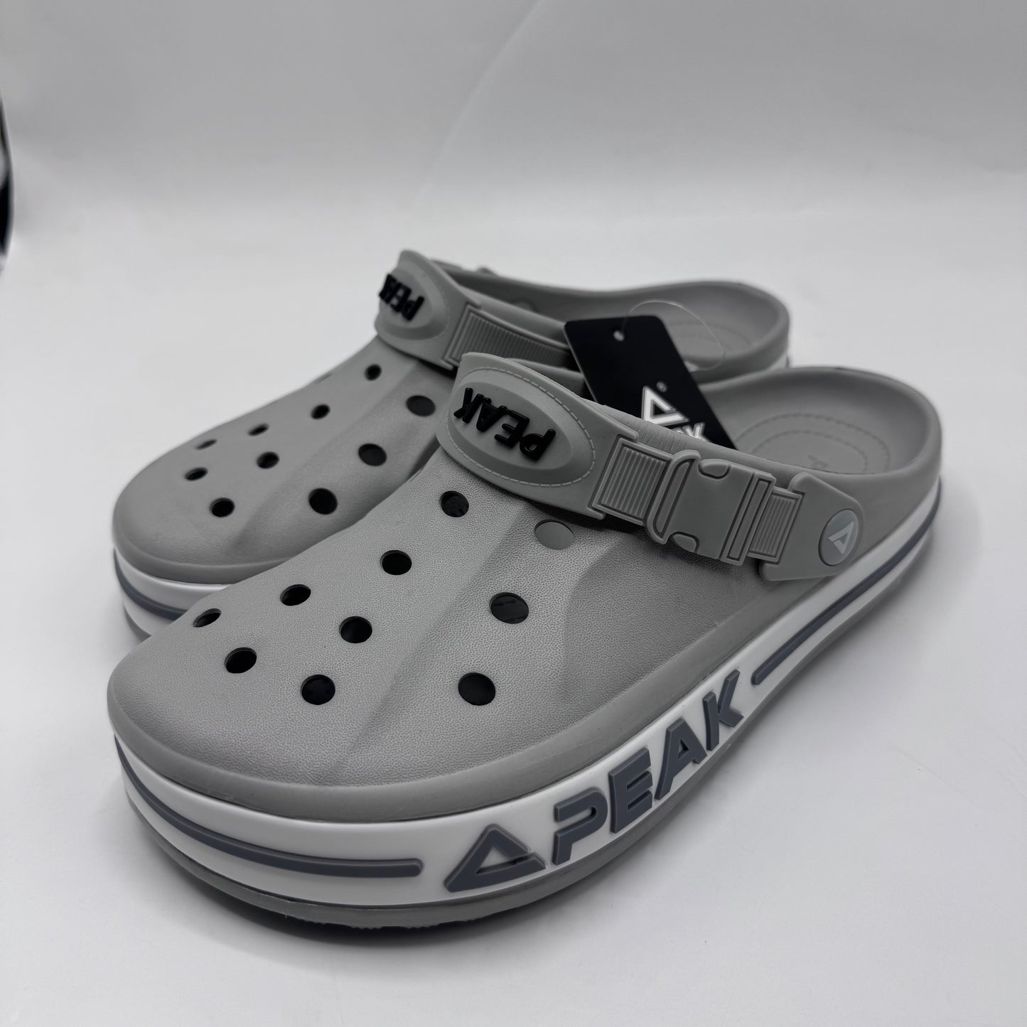 Crocs PEAK 2026